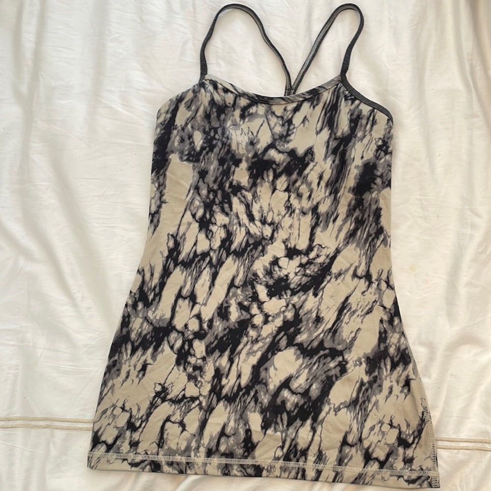 Lululemon y back tank black and cream tie dye size 4